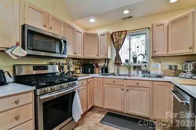 13 Silver Place, Black Mountain, NC 28711 - Photo 10