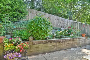 13 Silver Pl, Black Mountain, NC 28711 - Photo 20
