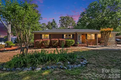 738 Edgemoor Drive, Mooresville, NC 28115 - Photo 2