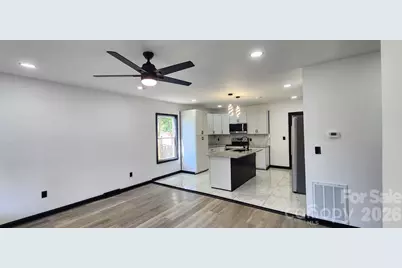 110 Courtland Street, Chester, SC 29706 - Photo 2