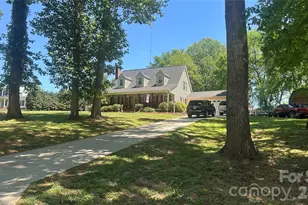 2402 Elmwood Cir, Dallas, NC 28034 - Photo 1