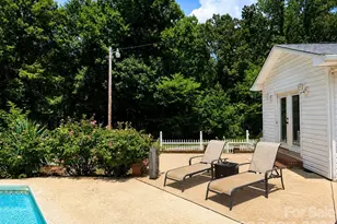 5965 Hwy 97 Rd, Hickory Grove, SC 29717 - Photo 8