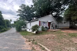 317 S Yates St, Gastonia, NC 28052 - Photo 2