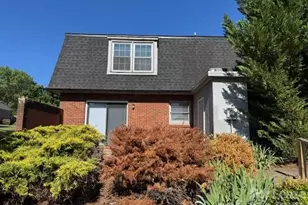 1334 12th St NE, Hickory, NC 28601 - Photo 14