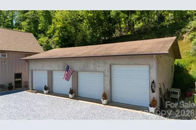 93 Franklin Crest Road, Spruce Pine, NC 28777 - Photo 8