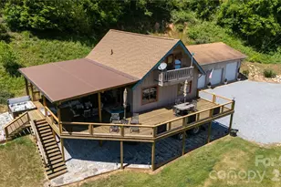93 Franklin Crest Rd, Spruce Pine, NC 28777 - Photo 4