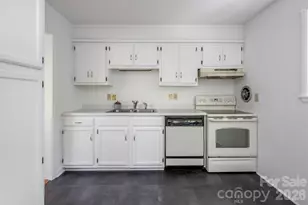 1 Beaverdam Knoll Rd, Asheville, NC 28804 - Photo 26