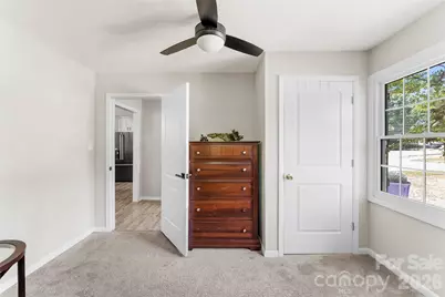 8519 E Franklin Street, Mount Pleasant, NC 28124 - Photo 14