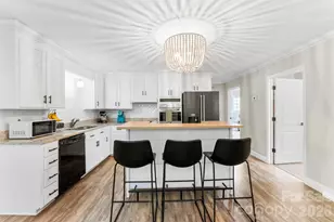 8519 E Franklin St, Mount Pleasant, NC 28124 - Photo 2
