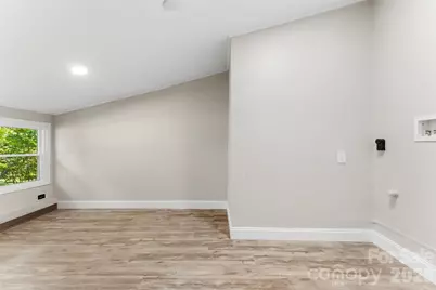 8519 E Franklin Street, Mount Pleasant, NC 28124 - Photo 12