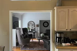 3800 Oldfield Rd, Charlotte, NC 28226 - Photo 10