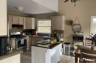 3800 Oldfield Rd, Charlotte, NC 28226 - Photo 6