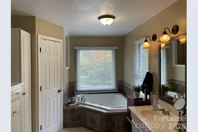 3800 Oldfield Road, Charlotte, NC 28226 - Photo 16