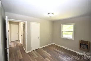 300 Martingale Dr, Gibsonville, NC 27249 - Photo 10