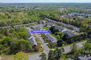 1802 Robinwood Village Dr, Gastonia, NC 28054 - Photo 30