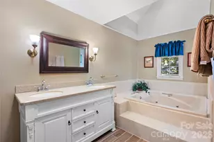 90 W Shore Dr, Lake Toxaway, NC 28747 - Photo 18