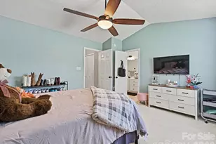12307 Bluestem Ln, Charlotte, NC 28277 - Photo 16
