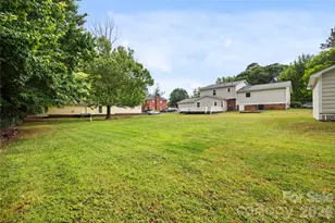 2417 Rosemond Cir, Gastonia, NC 28056 - Photo 14