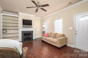 7212 Pinfeather Cir, Cramerton, NC 28032 - Photo 4