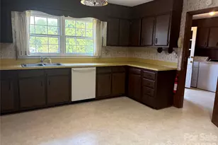 5500 Saddlewood Ln, Mint Hill, NC 28227 - Photo 8