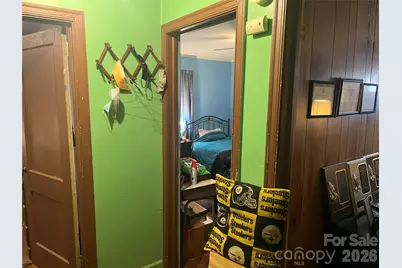 2618 Roslyn Avenue, Charlotte, NC 28208 - Photo 18