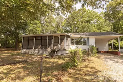 609 Wilcox Avenue, Gaffney, SC 29341 - Photo 1