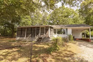 609 Wilcox Ave, Gaffney, SC 29341 - Photo 1