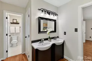 4308 Meadowridge Dr, Charlotte, NC 28226 - Photo 22