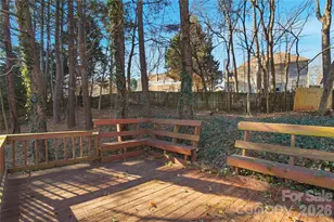 8805 Red Tail Ct, Charlotte, NC 28269 - Photo 32