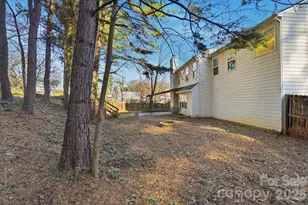 8805 Red Tail Ct, Charlotte, NC 28269 - Photo 34