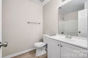 5463 Realtree Ln, Charlotte, NC 28214 - Photo 20