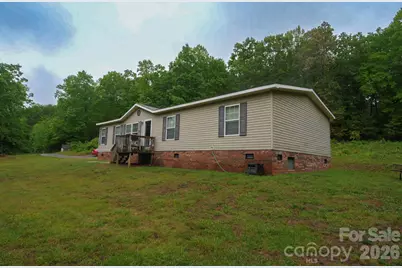 366 W Rocky Lane, Dobson, NC 27017 - Photo 4