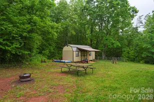 366 W Rocky Ln, Dobson, NC 27017 - Photo 6