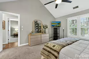 7444 Hurstbourne Green Dr, Charlotte, NC 28277 - Photo 18