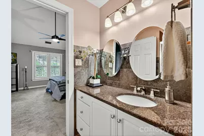 7444 Hurstbourne Green Drive, Charlotte, NC 28277 - Photo 20
