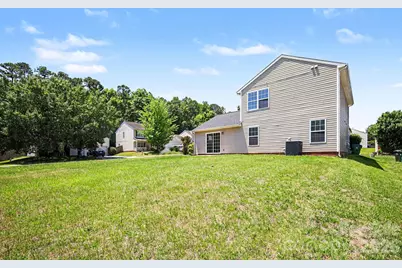 10419 Sparrow Springs Lane, Charlotte, NC 28214 - Photo 18