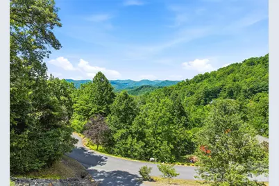 737 Traditions Way, Mars Hill, NC 28754 - Photo 4