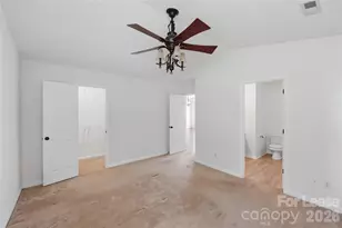 9740 Veronica Dr, Charlotte, NC 28215 - Photo 4