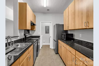 2000 Olde Eastwood Village Boulevard #3B, Asheville, NC 28803 - Photo 14