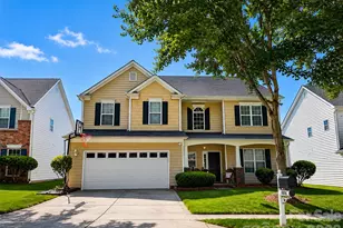 9806 Back Acre Dr, Charlotte, NC 28213 - Photo 1