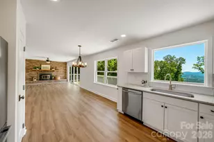 69 Milburn Ln, Hendersonville, NC 28792 - Photo 8