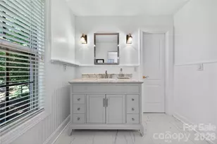 9024 Bonnie Briar Cir, Charlotte, NC 28277 - Photo 20