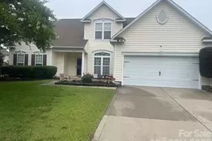 12610 Skymaster Ct, Charlotte, NC 28278 - Photo 2