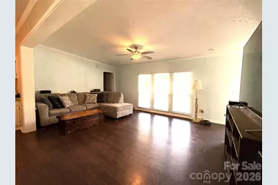 7010 Executive Circle, Denver, NC 28037 - Photo 4