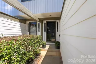 3703 Winding Creek Ln, Charlotte, NC 28226 - Photo 2