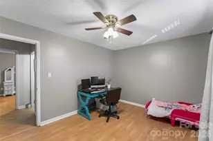 224 14th Ave SE, Hickory, NC 28602 - Photo 12