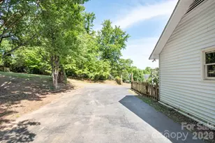 5 Johns St, Asheville, NC 28806 - Photo 32