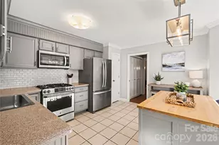 10428 S Hall Dr, Charlotte, NC 28270 - Photo 10