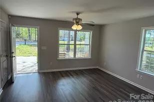 408 N Elm St, Pageland, SC 29728 - Photo 4