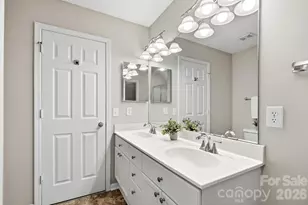 6068 Bobcat Pl, Charlotte, NC 28269 - Photo 14